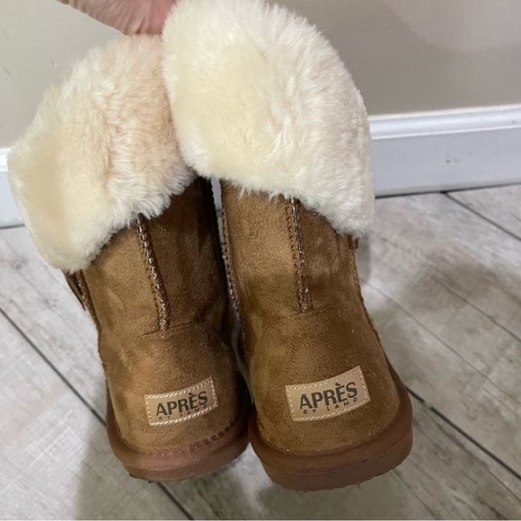 Apres By Lamo Womens Faux Fur Tan Camel Boots Size 9 wore once perfect - Picture 3 of 4